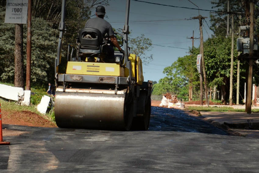 OBERÁ: Comenzó la ejecución del plan integral de asfaltado urbano