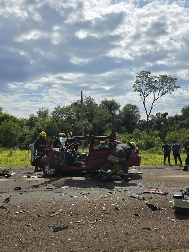 Choque entre dos vehículos dejó heridos en la Ruta Provincial N.º 4