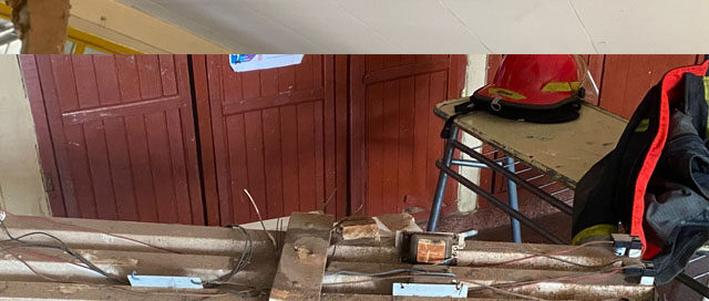 IGUAZÚ: Bomberos controlaron un principio de incendio en un colegio de la Avenida Victoria Aguirre